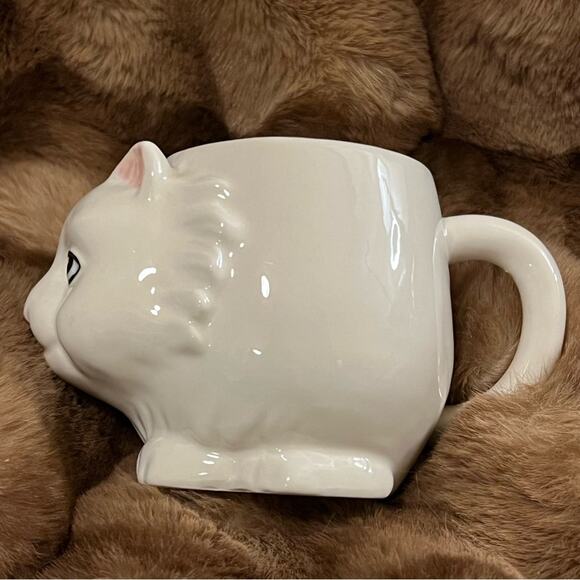 Urban Outfitters 3D Cat Mug Kitten White Coffee Tea Cup Ceramic Stoneware - Picture 5 of 8